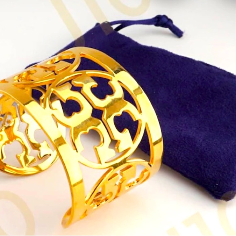 Tory Burch Reva Cutout logo cuff (18k gold plated)